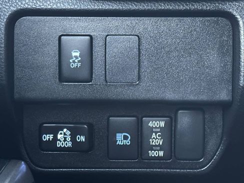 Used 2022 Toyota Tacoma SR5 w/ Trail Edition AWD/4WD image 43