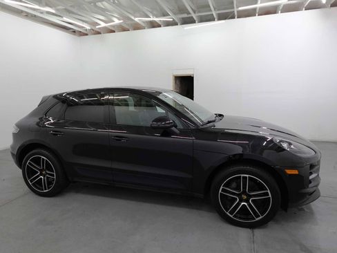 Used 2019 Porsche Macan AWD/4WD image 5