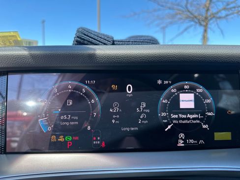 New 2026 Volkswagen Tiguan SE image 8