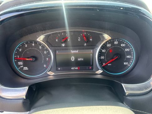 Used 2023 Chevrolet Traverse LT FWD image 20