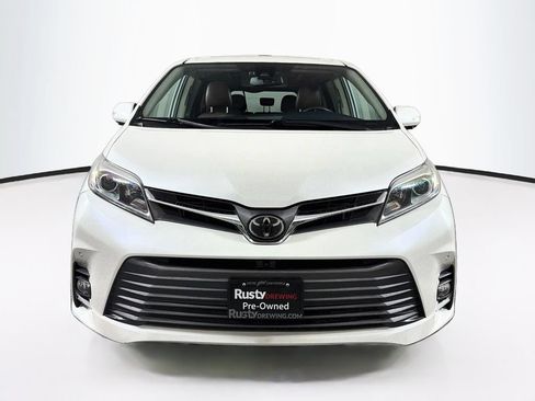 Used 2020 Toyota Sienna Limited Premium AWD/4WD image 2