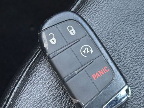 Used 2025 Jeep Compass Limited AWD/4WD image 25