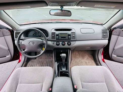 Used 2002 Toyota Camry LE image 13