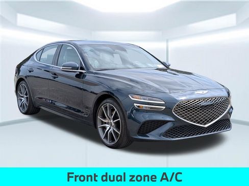 Used 2023 Genesis G70 2.0T RWD image 9