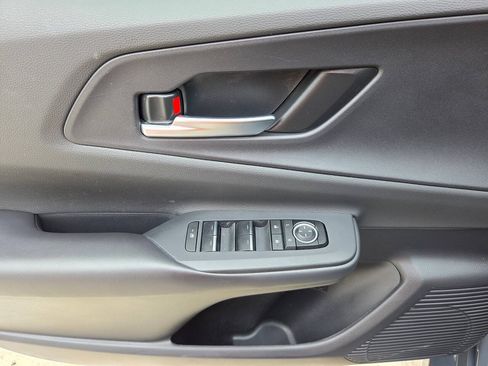 Used 2024 Toyota Prius Prime Premium FWD image 16