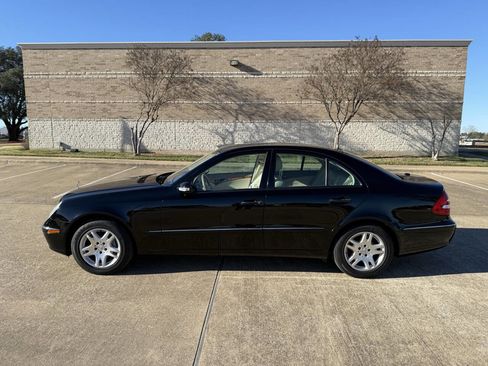 Used 2006 Mercedes-Benz E 350 Sedan image 2