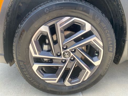 Used 2025 Hyundai Tucson Limited AWD/4WD image 31