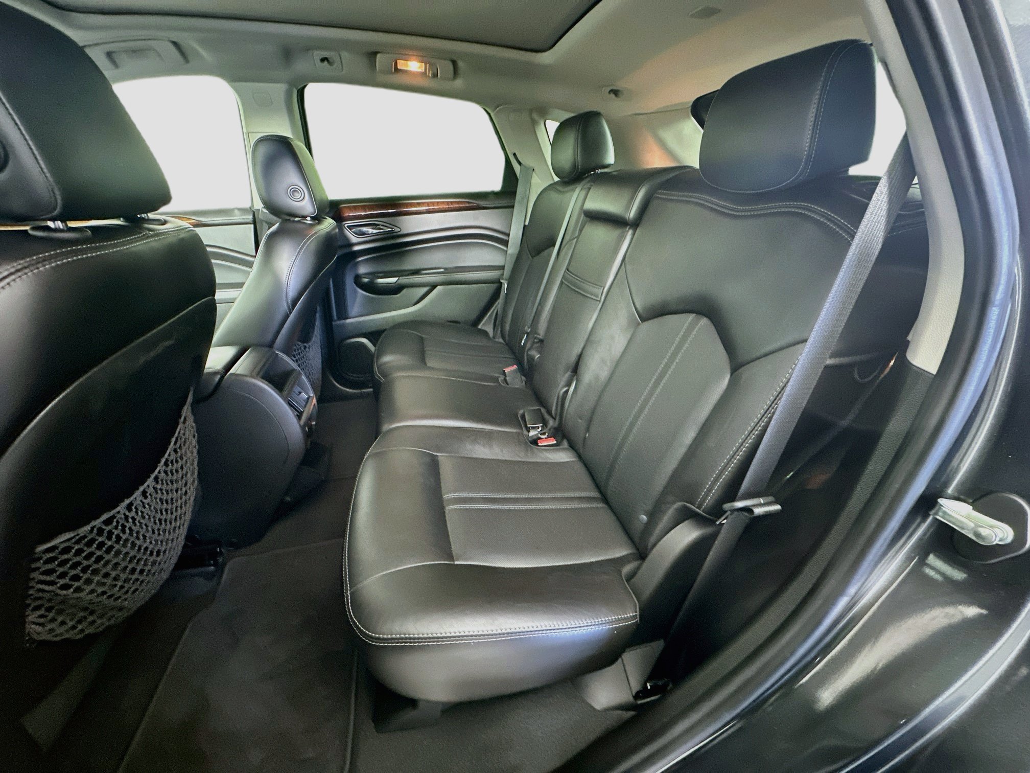 Used 2014 Cadillac SRX Luxury w/ Driver Awareness Package FWD image 30