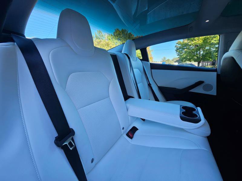 Used 2025 Tesla Model 3 Long Range RWD image 70