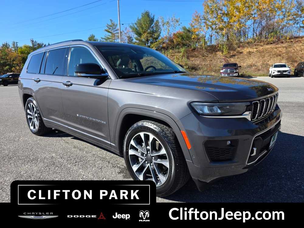 Used 2021 Jeep Grand Cherokee L Overland w/ Luxury Tech Group IV AWD/4WD image 3