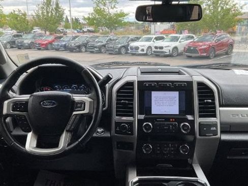 Used 2020 Ford F350 Lariat AWD/4WD image 17