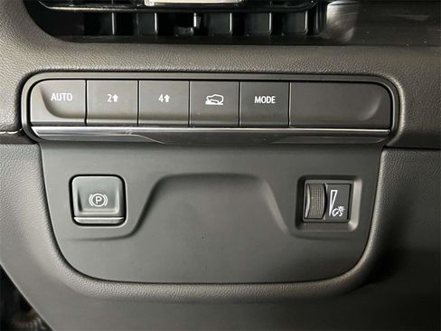 Certified 2023 Cadillac Escalade ESV Luxury image 20