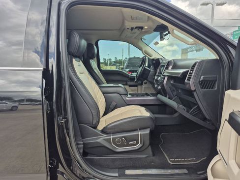 Used 2020 Ford F250 Limited w/ FX4 Off-Road Package AWD/4WD image 12