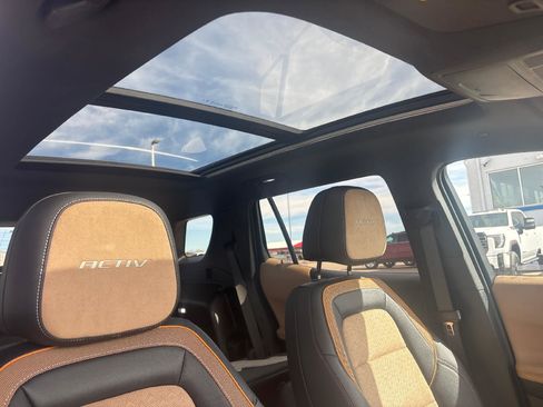 Used 2025 Chevrolet Equinox ACTIV w/ Safety and Technology Package image 35