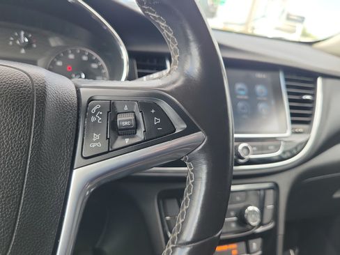 Used 2019 Buick Encore Preferred FWD image 19