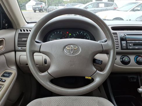 Used 2002 Toyota Camry LE image 5