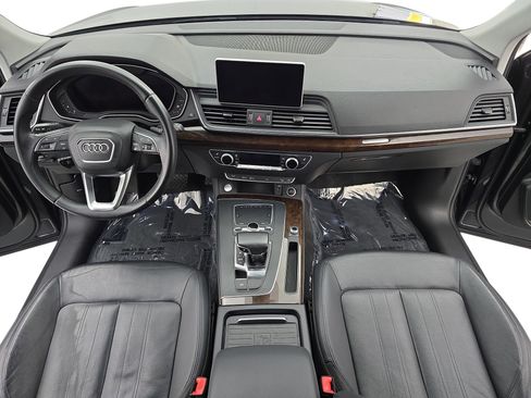 Used 2019 Audi Q5 2.0T Premium Plus w/ Premium Plus Package image 9