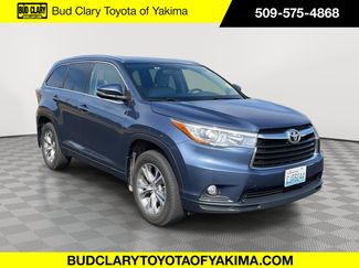 Used 2015 Toyota Highlander XLE image 1