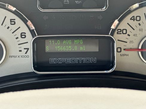 Used 2011 Ford Expedition XLT w/ 201A Rapid Spec Order Code image 26