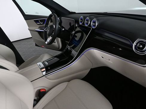 Certified 2026 Mercedes-Benz GLC 300 image 23