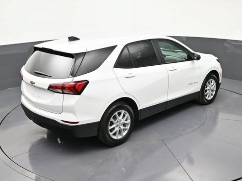 Used 2024 Chevrolet Equinox LS w/ LS Convenience Package FWD image 20