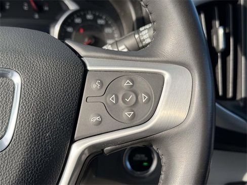 Used 2020 GMC Terrain SLE w/ Driver Convenience Package image 10