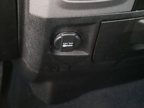 Used 2019 RAM 1500 Express w/ Express Value Package AWD/4WD image 29