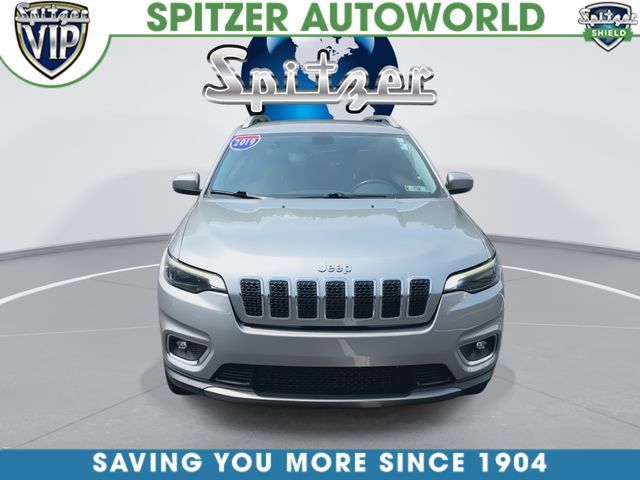 Used 2019 Jeep Cherokee Limited AWD/4WD image 3