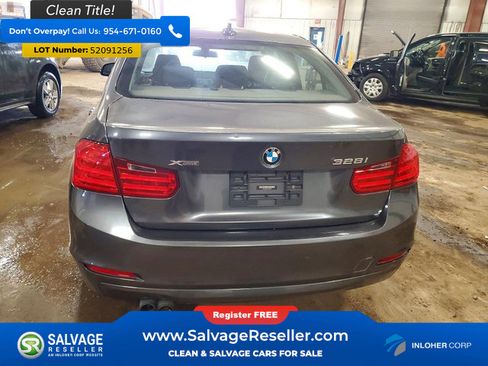 Used 2013 BMW 328i xDrive Sedan AWD/4WD image 8