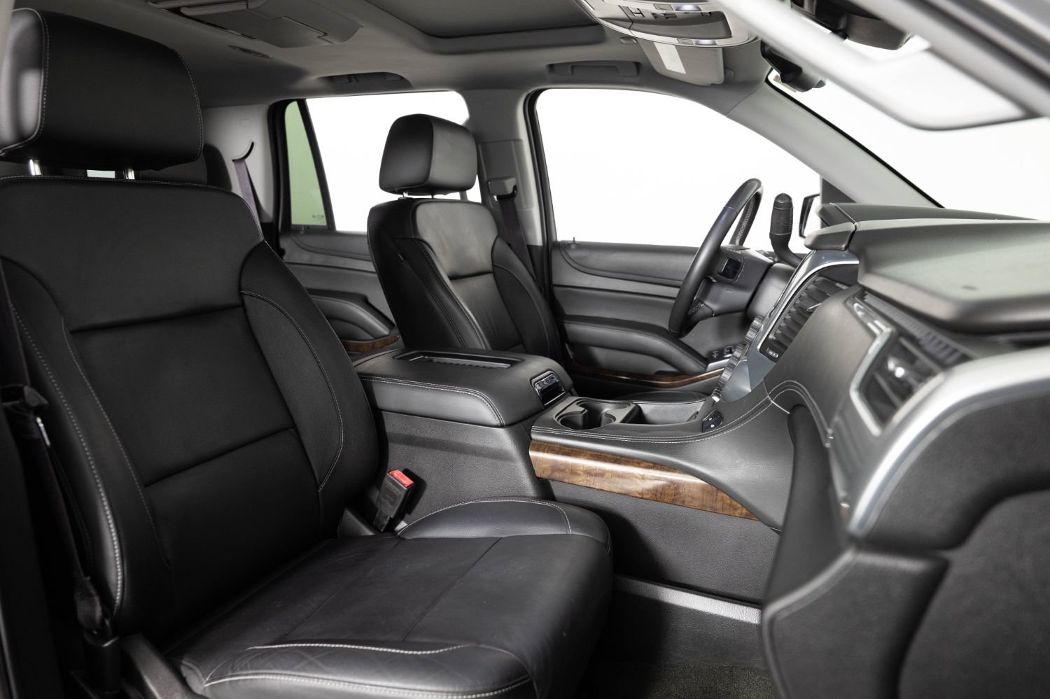 Used 2017 Chevrolet Tahoe LT w/ LT Signature Package AWD/4WD image 33