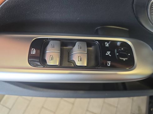 Certified 2025 Mercedes-Benz C 300 Sedan image 31