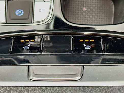 Used 2023 Hyundai Tucson SEL FWD image 19