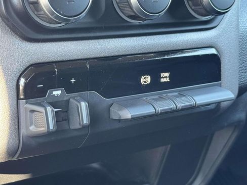 Used 2020 RAM 3500 Tradesman image 20