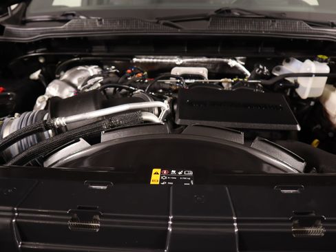 Used 2024 Chevrolet Silverado 2500 High Country w/ Technology Package image 20