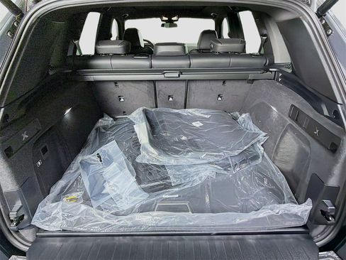 New 2026 BMW X5 xDrive40i w/ M Sport Package image 29