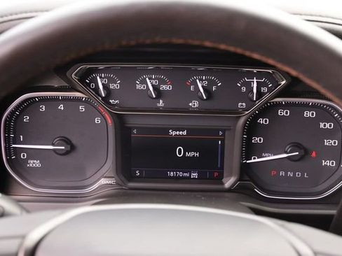 Used 2021 GMC Sierra 1500 AT4 AWD/4WD image 14