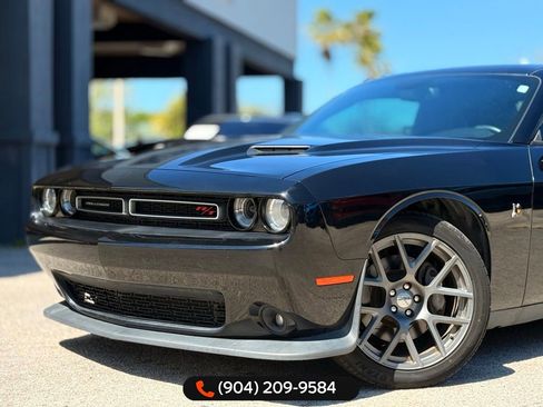 Used 2016 Dodge Challenger R/T Scat Pack w/ Leather Interior Group image 2