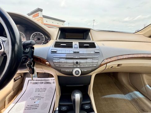Used 2009 Honda Accord EX-L image 14