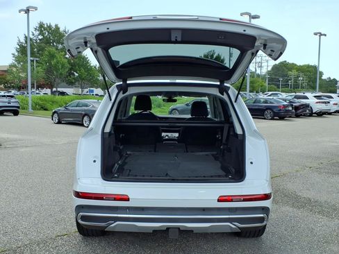 Used 2023 Audi Q7 3.0T Premium Plus w/ Premium Plus Package AWD/4WD image 31