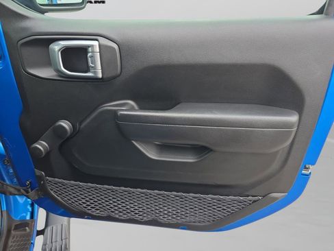 Certified 2022 Jeep Wrangler Willys image 29