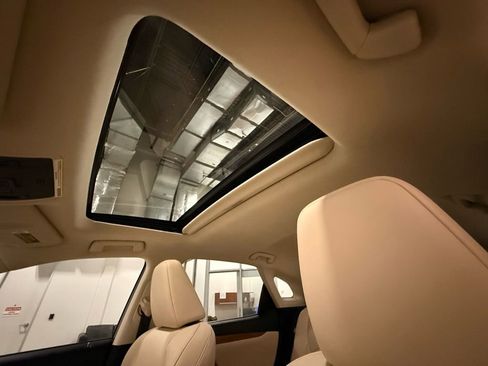 Used 2022 Lexus RX 350 FWD w/ Premium Package image 18