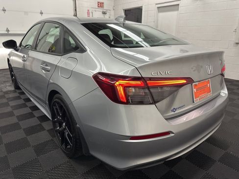 Used 2025 Honda Civic Sport image 8