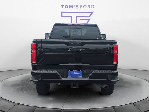 Used 2025 Chevrolet Silverado 2500 LTZ w/ LTZ Plus Package AWD/4WD image 5