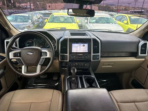 Used 2019 Ford F150 Lariat w/ Equipment Group 501A Mid AWD/4WD image 30