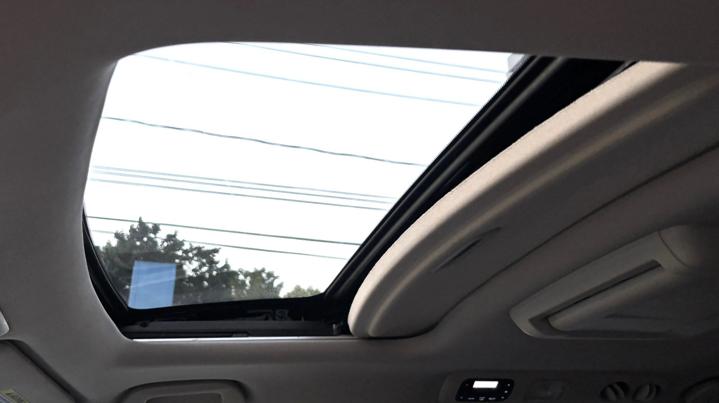 Used 2015 Honda Odyssey Touring image 33