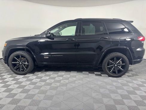 Used 2017 Jeep Grand Cherokee Limited 75th Anniversary AWD/4WD image 38