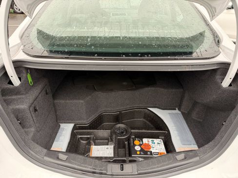 Used 2018 Ford Fusion S image 34