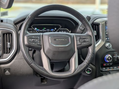 Used 2021 GMC Sierra 3500 Denali w/ Denali Ultimate Package image 19