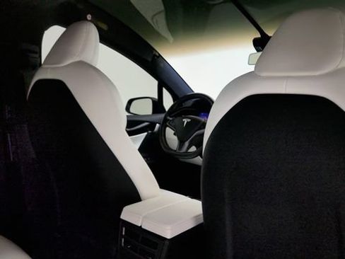 Used 2021 Tesla Model X Long Range AWD/4WD image 41