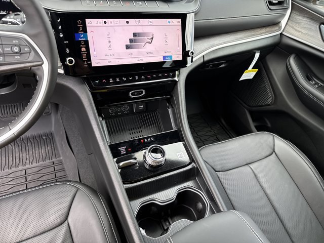 New 2026 Jeep Grand Cherokee Limited AWD/4WD image 29